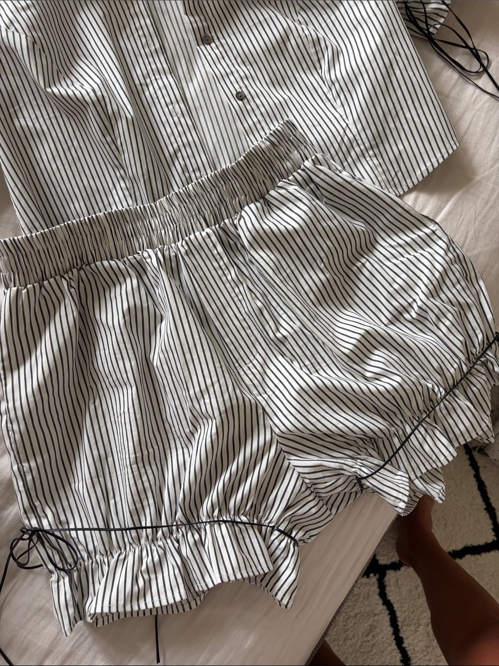Anthropologie Black and White Striped Cotton Shorts - Picture 5 of 5